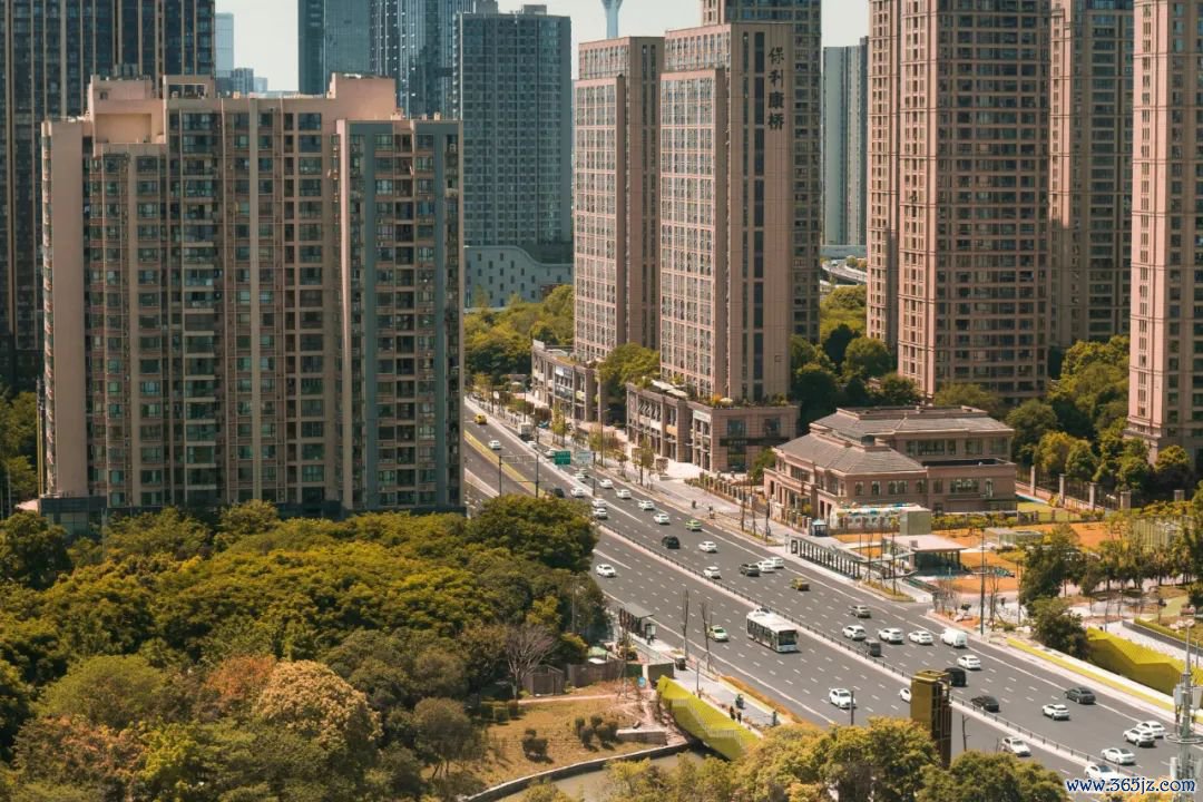 作家:李佳楠 和君商讨康养行状部